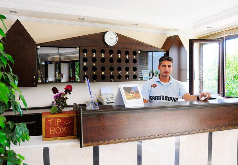 Las Palmeras Hotel Çamyuva Exteriör bild