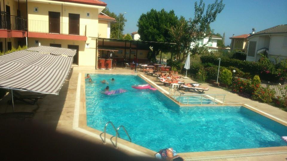 Las Palmeras Hotel Çamyuva Exteriör bild