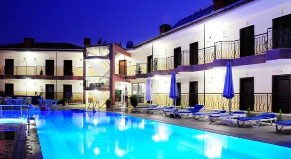 Las Palmeras Hotel Çamyuva Exteriör bild