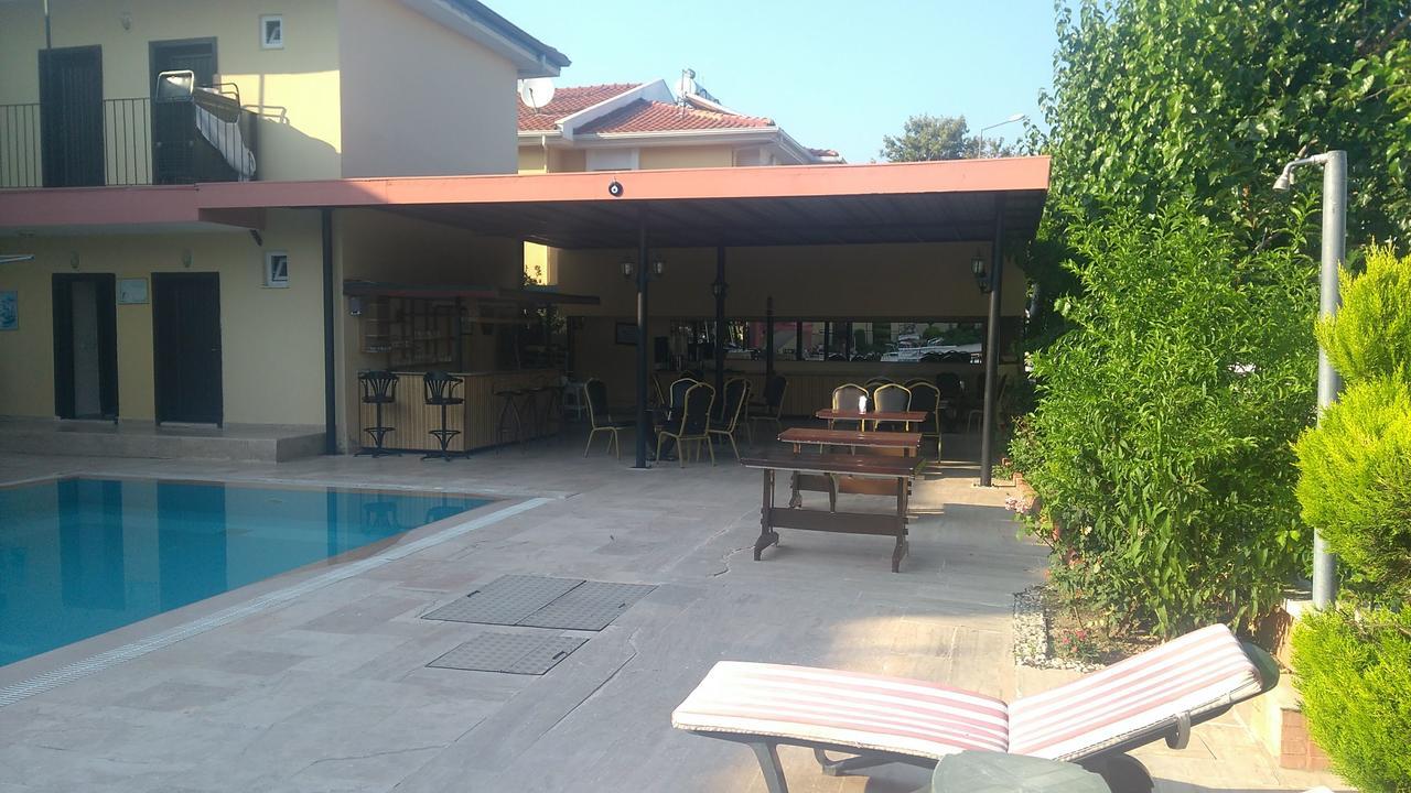 Las Palmeras Hotel Çamyuva Exteriör bild