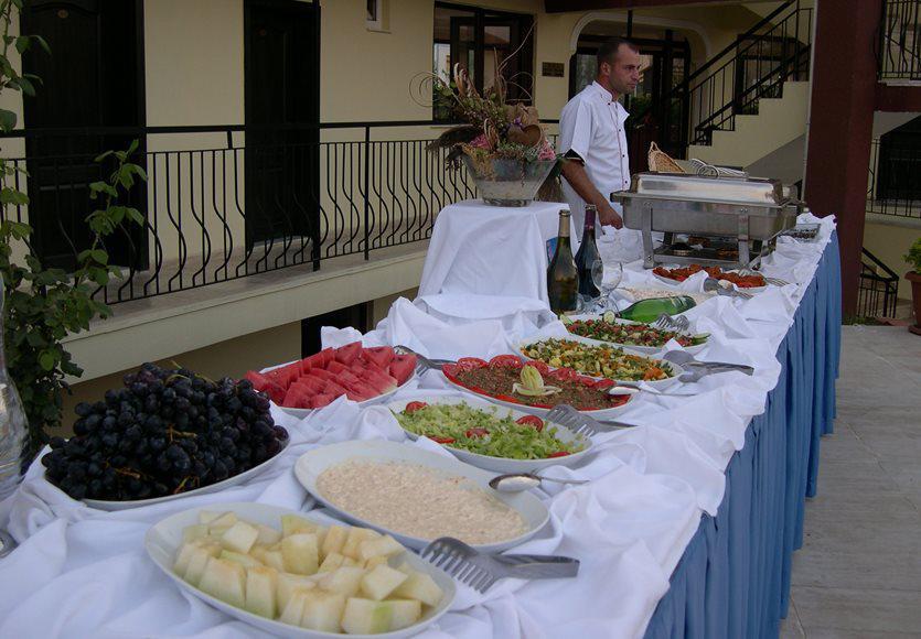 Las Palmeras Hotel Çamyuva Exteriör bild