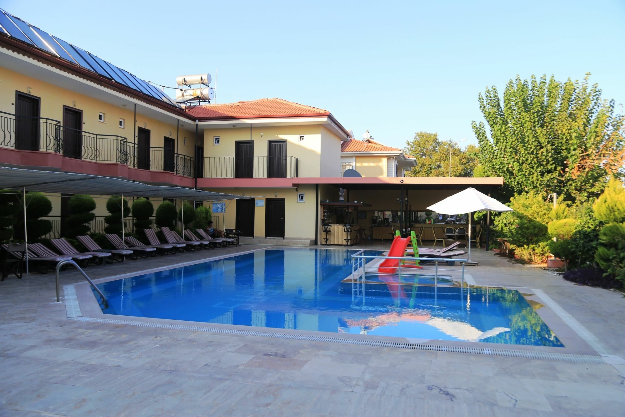 Las Palmeras Hotel Çamyuva Exteriör bild