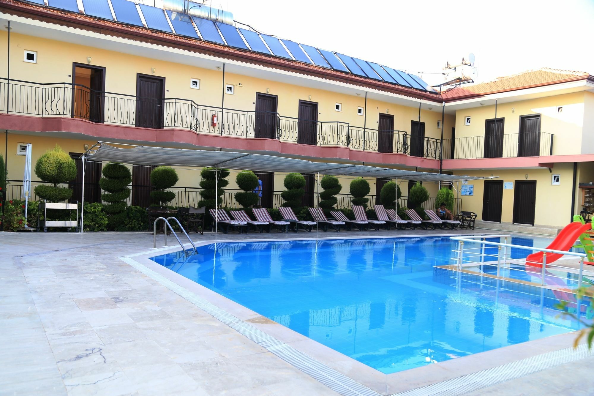 Las Palmeras Hotel Çamyuva Exteriör bild